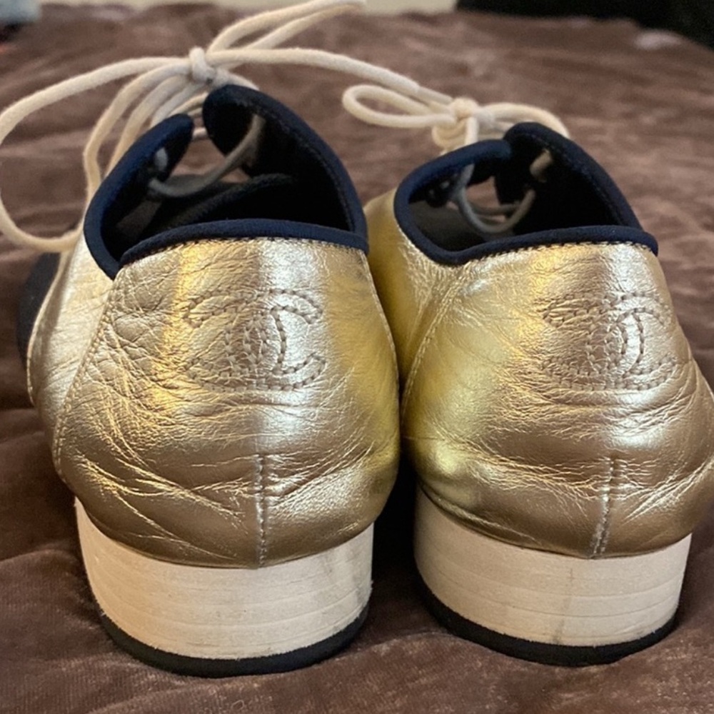 Chanel Oxford Shoes - Picture 6 of 7